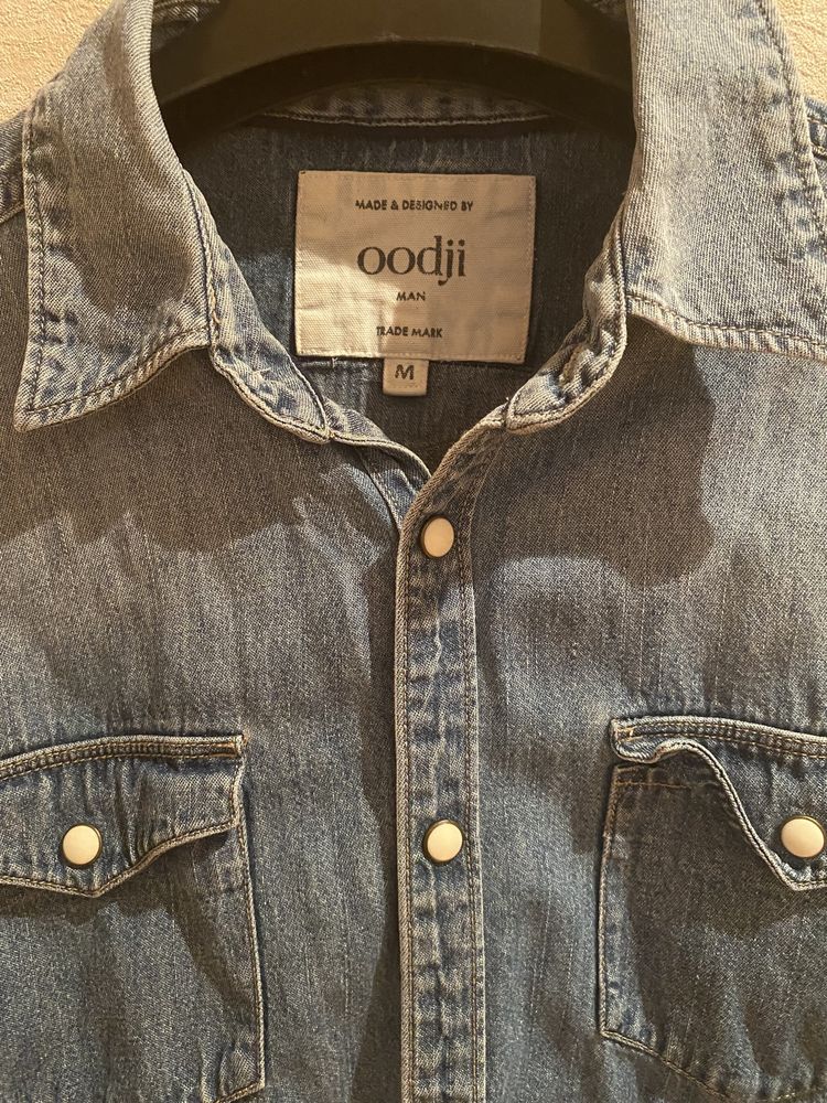 сорочка чоловіча джинсова бренду OODJI ,розмір М/рубашка джинсова/