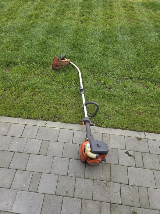 Podkaszarka spalinowa husqvarna 122 C