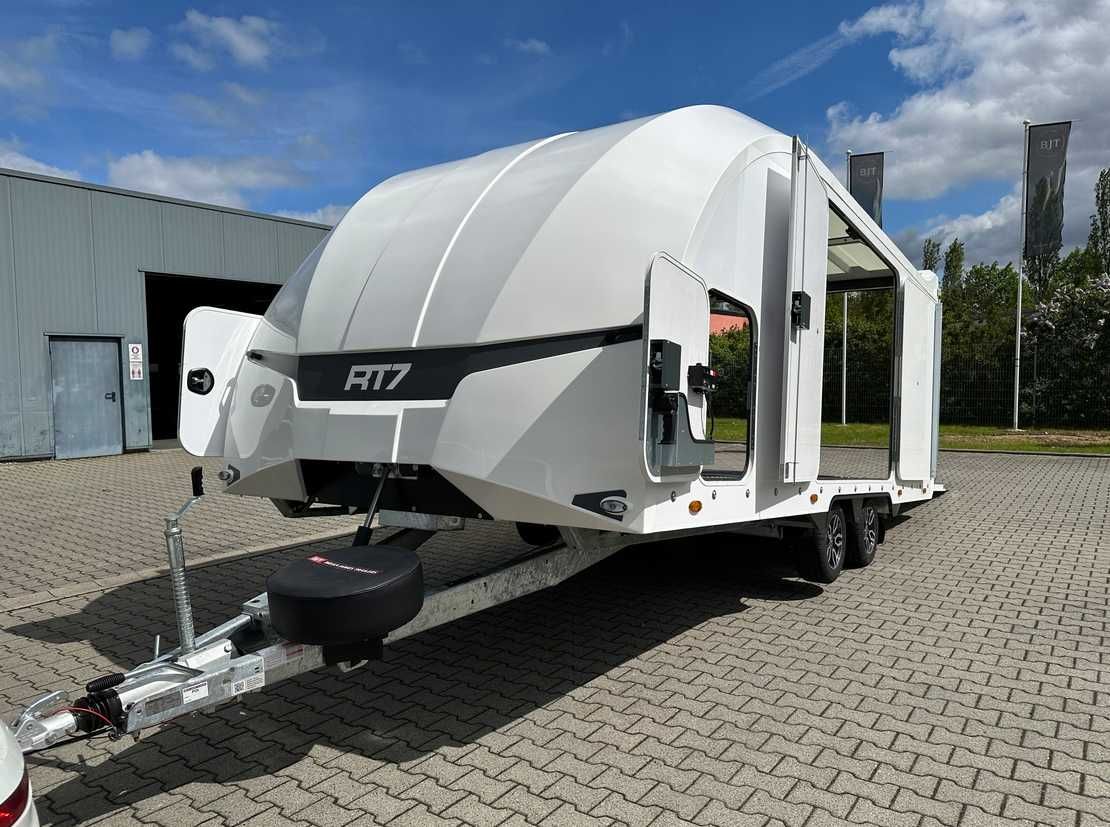 Przyczepa zamknięta 5,5x2,3 Brian James Trailers Race Transporter 7