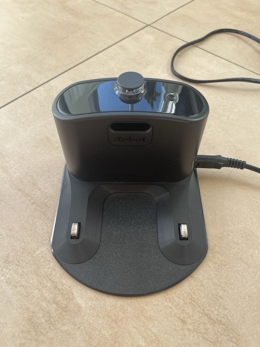 Aspirador robô IROBOT Roomba i7