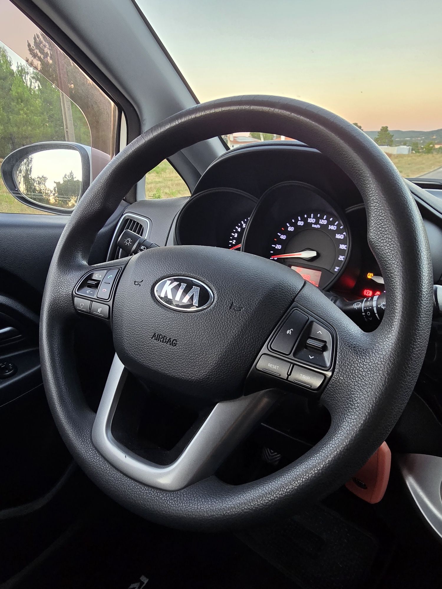 KIA RIO 1.2 CVVT 84CV