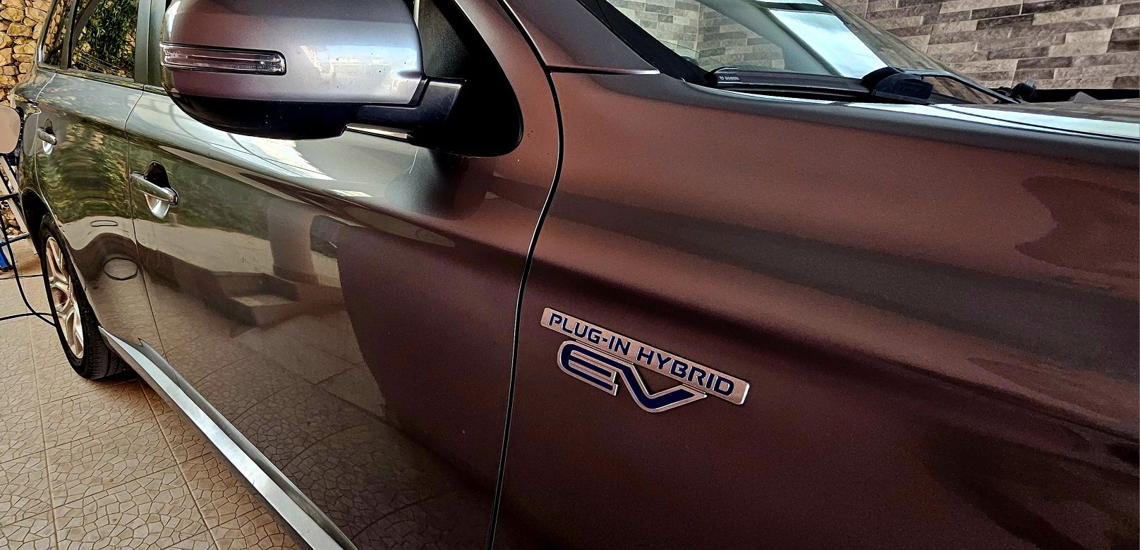 Mitsubishi Outlander PHEV 2014 – Híbrido Plug-in