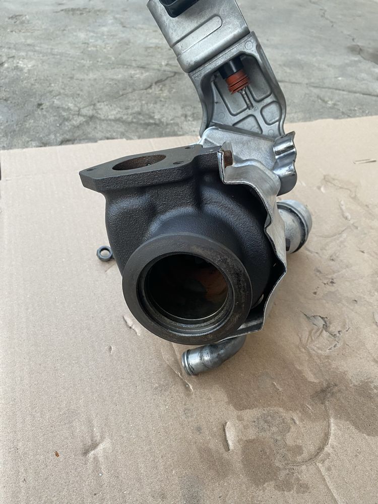 Turbo sprężarka turbina BMW 2.0D 177km N47D20 Nastawnik