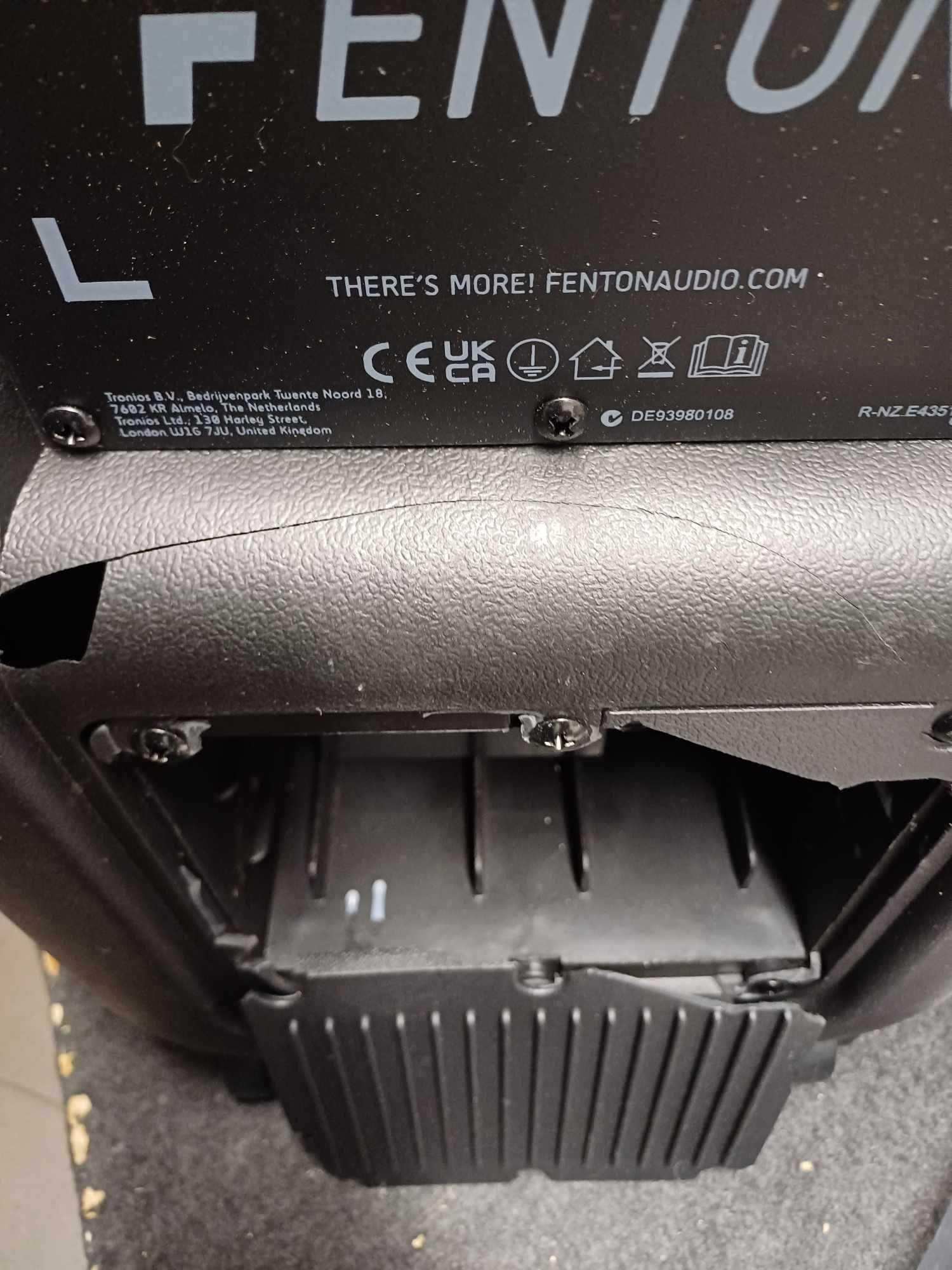 Kolumna aktywna przenośna Fenton FT215LED USB/BT+mikrofony