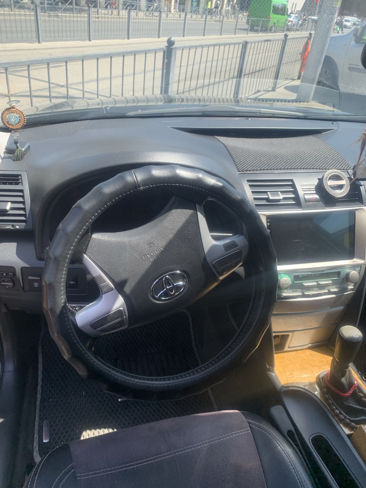 Продам Toyota Camry 40