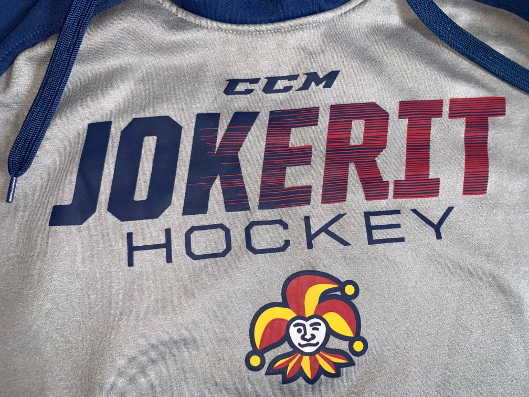 Шикарная хоккейная кофта худи CCM Hockey JOKERIT оригинал
