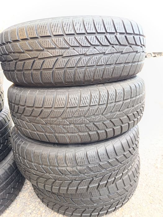 Opony zimowe hankook 185 65 r 14 stan jak nowe