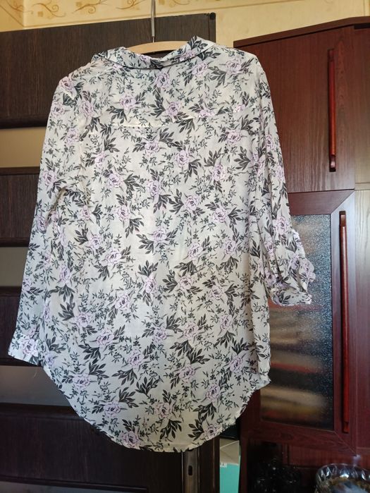 Bluzka koszulowa w kwiatowy print