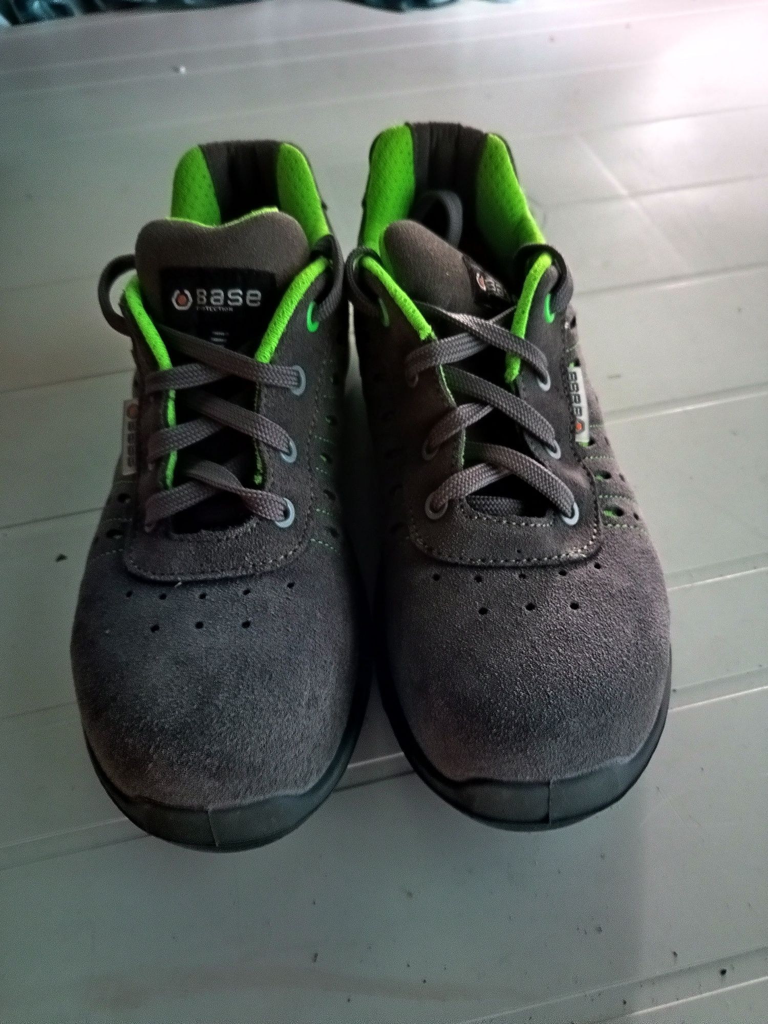 Buty robocze firmy Base