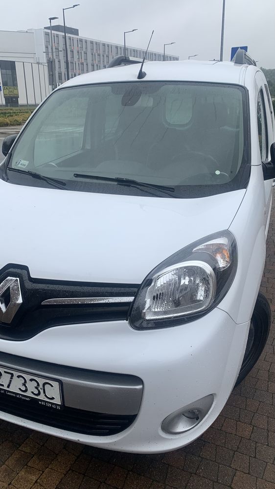 Renault cnngoo biały