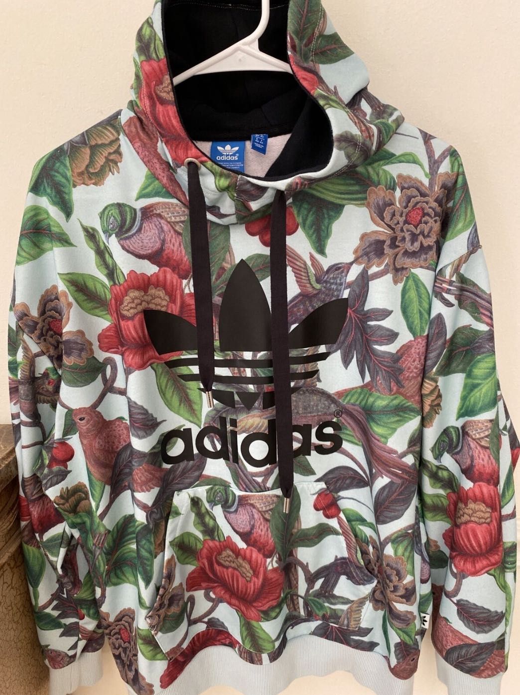 ADIDAS bluza Battle of the Bird rajskie ptaki M z kapturem AB9339