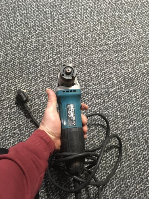 Makita болгарка