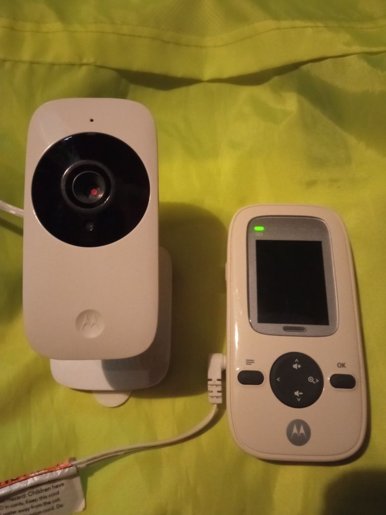 Відео няня Motorola MBP481