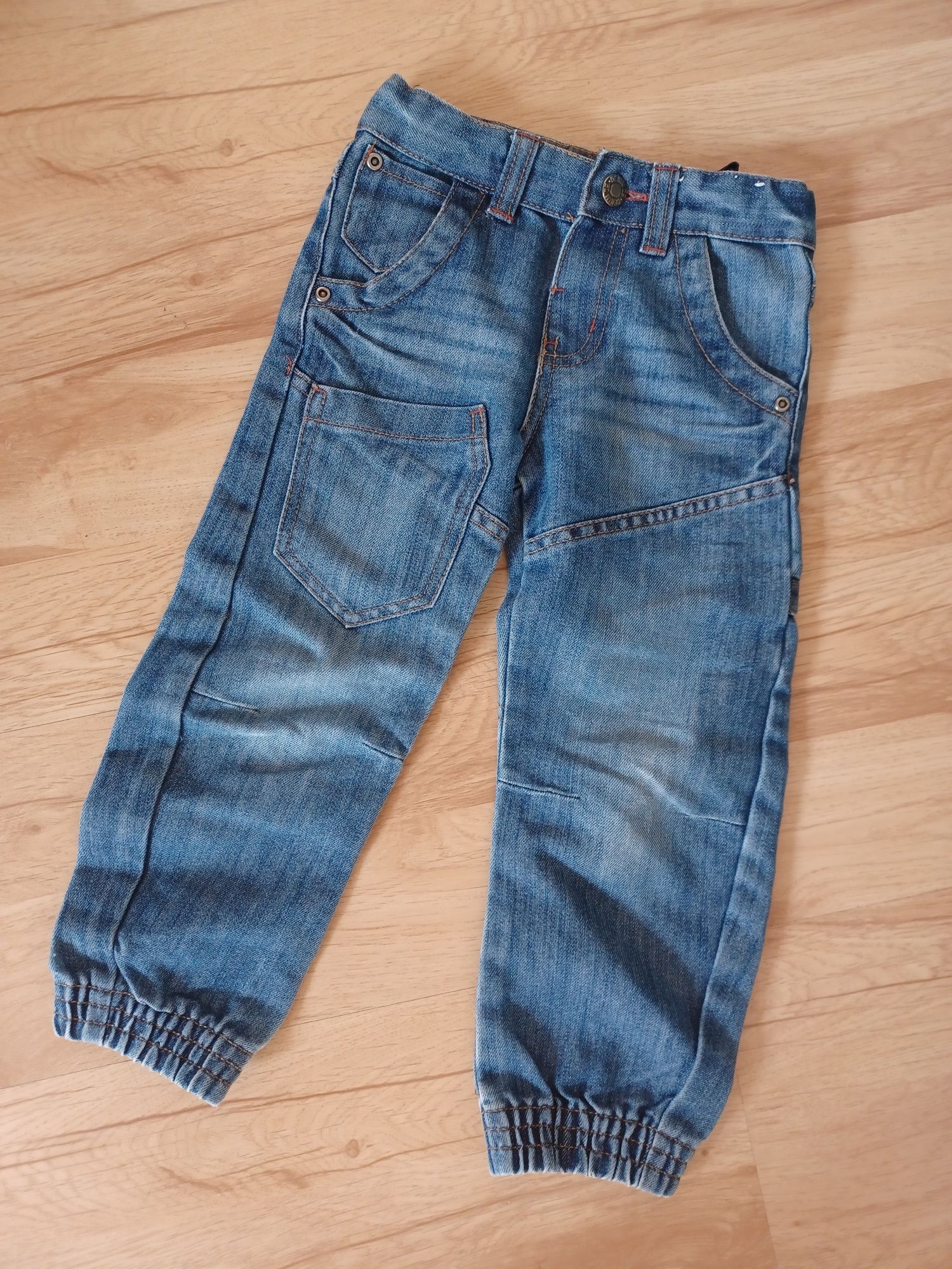 Jeans spodnie chłopięce 104