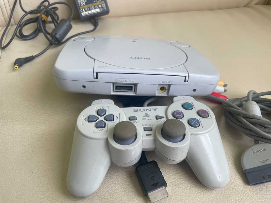 Konsola PlayStation 1 PSone SCPH-102 Przerobiona CHIP + Gratis