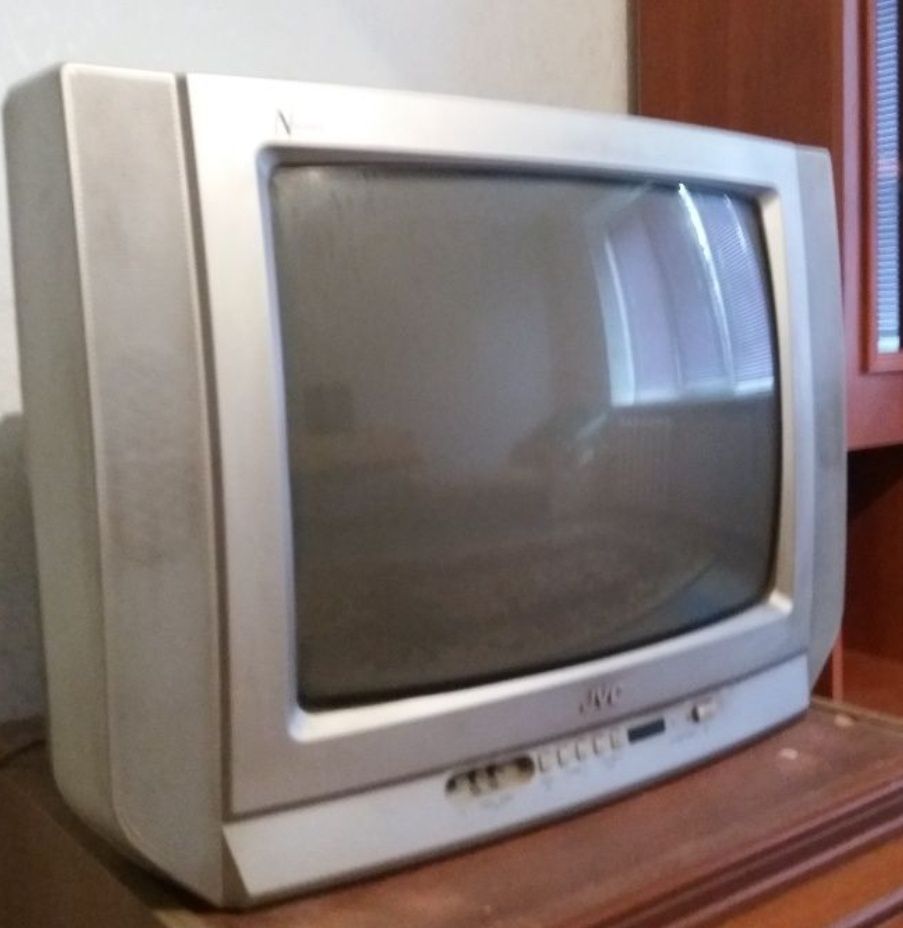 Продам телевизор  JVC 20n10