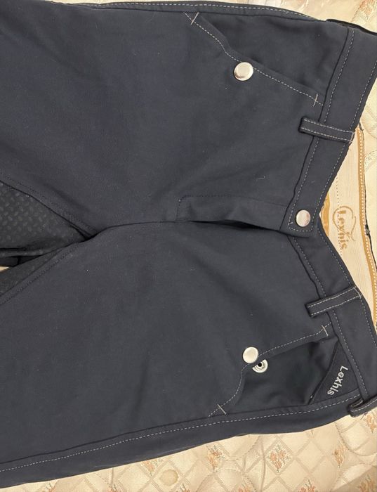 Vendo calças Lexhis