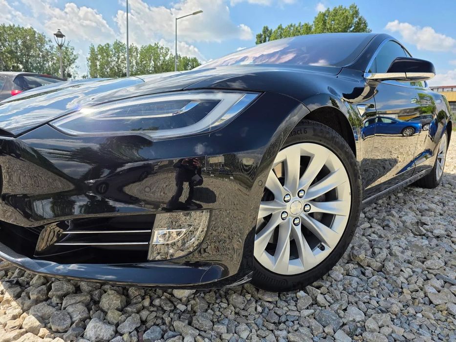 Tesla Model S 77000netto 525KM Model S VAT23% GWARANCJA