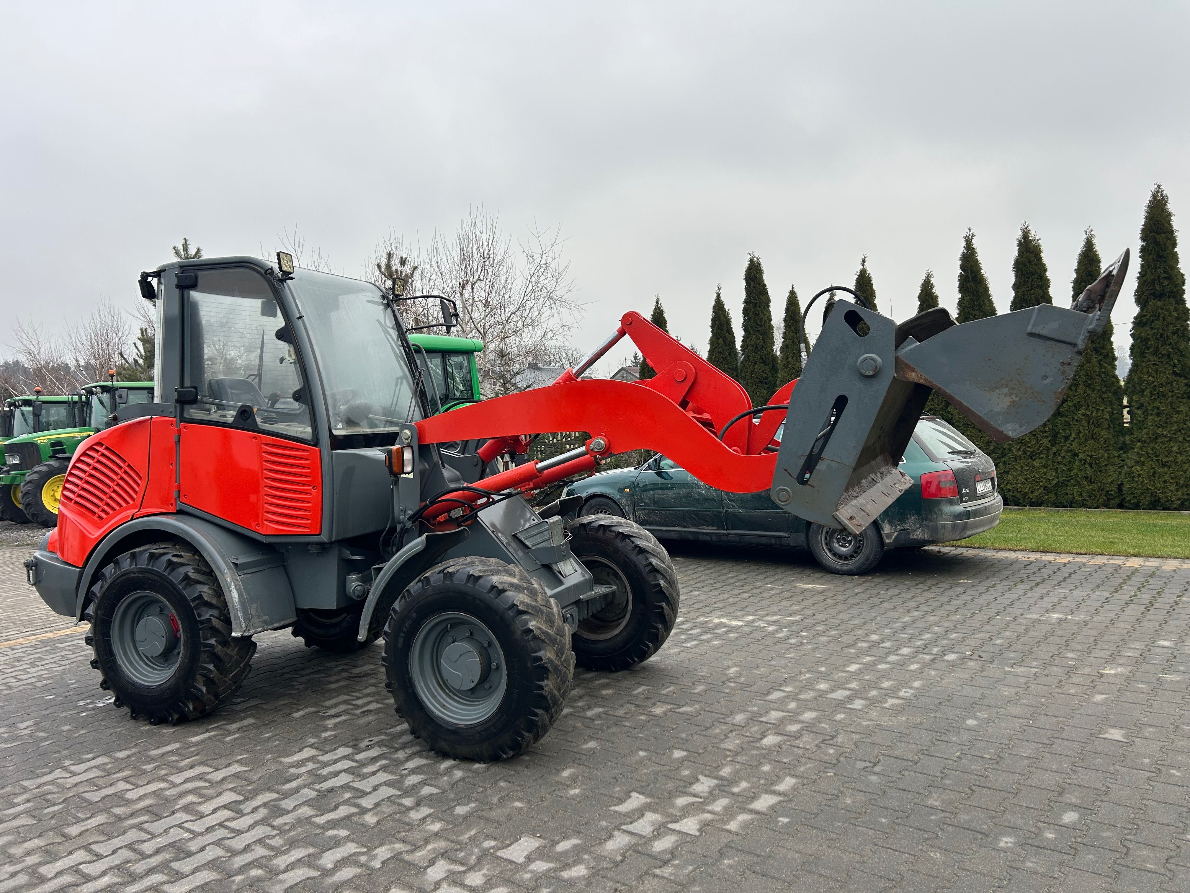 Ładowarka atlas AR 65
