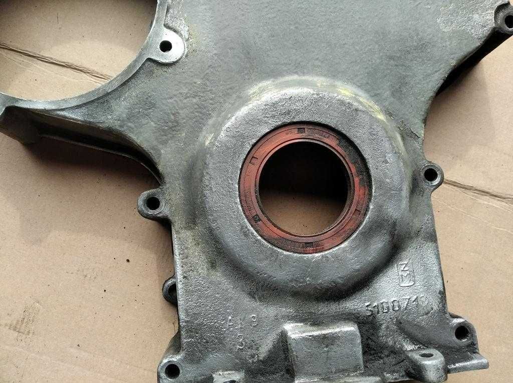 Ursus C 325 C 328 obudowa rozrządu oryginał PRL