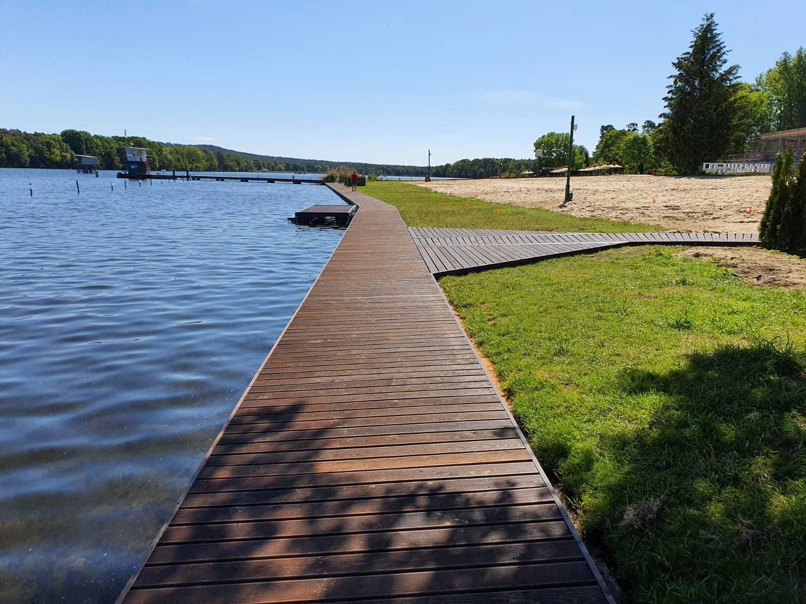 Taras drewniany kompozytowy Podest Estrada Działka Remont Tratwa