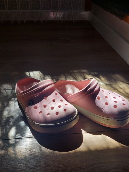 klapki crocs różowe dziecięce