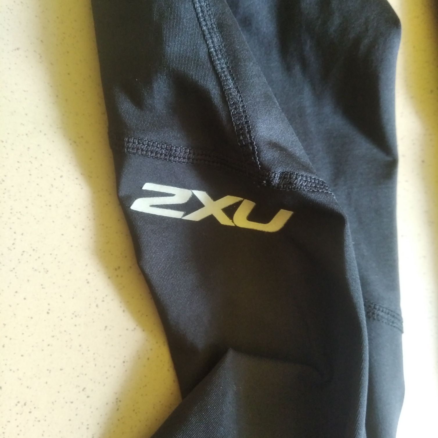 Legginsy męskie sportowe rozmiar M 2XU