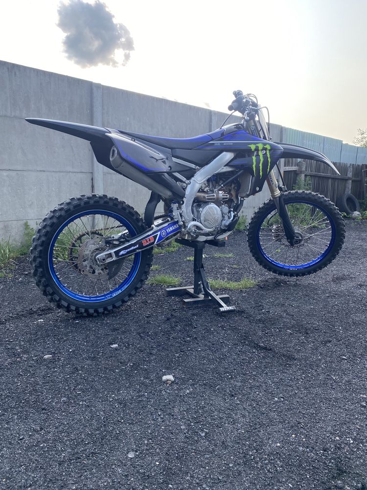 Yamaha YZF 250 Rozrusznik, Wi-fi + film z remontu