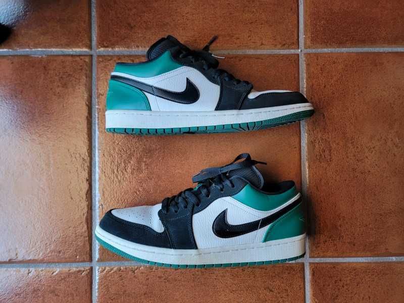 Sapatilhas Nike Jordan 1 Low White Black Mystic Green Tamanho 44.5