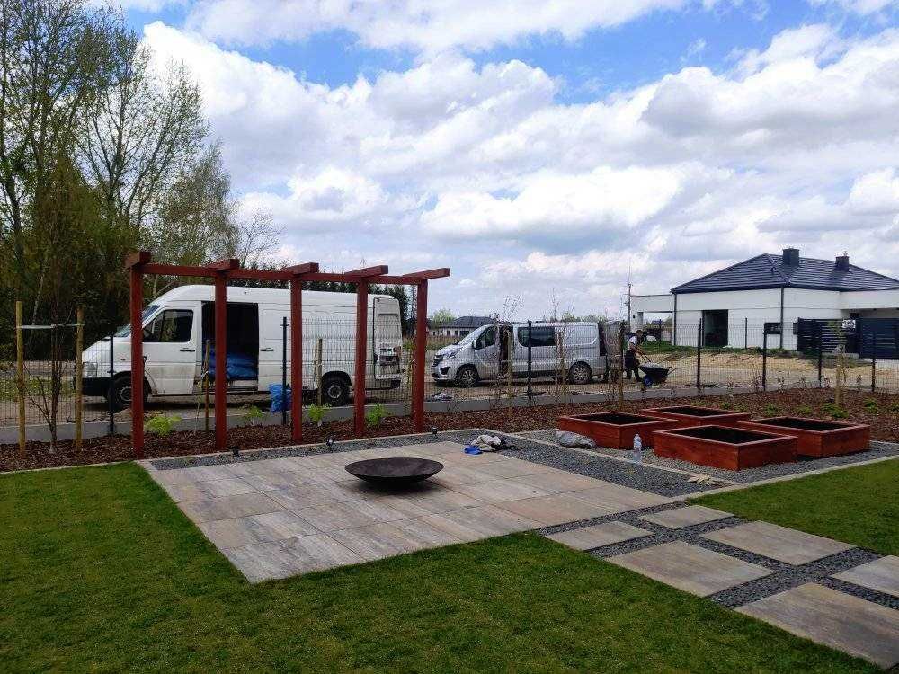 Zakładanie ogrodów od A do Z , 14 lat tradycji, promocja 2025r
