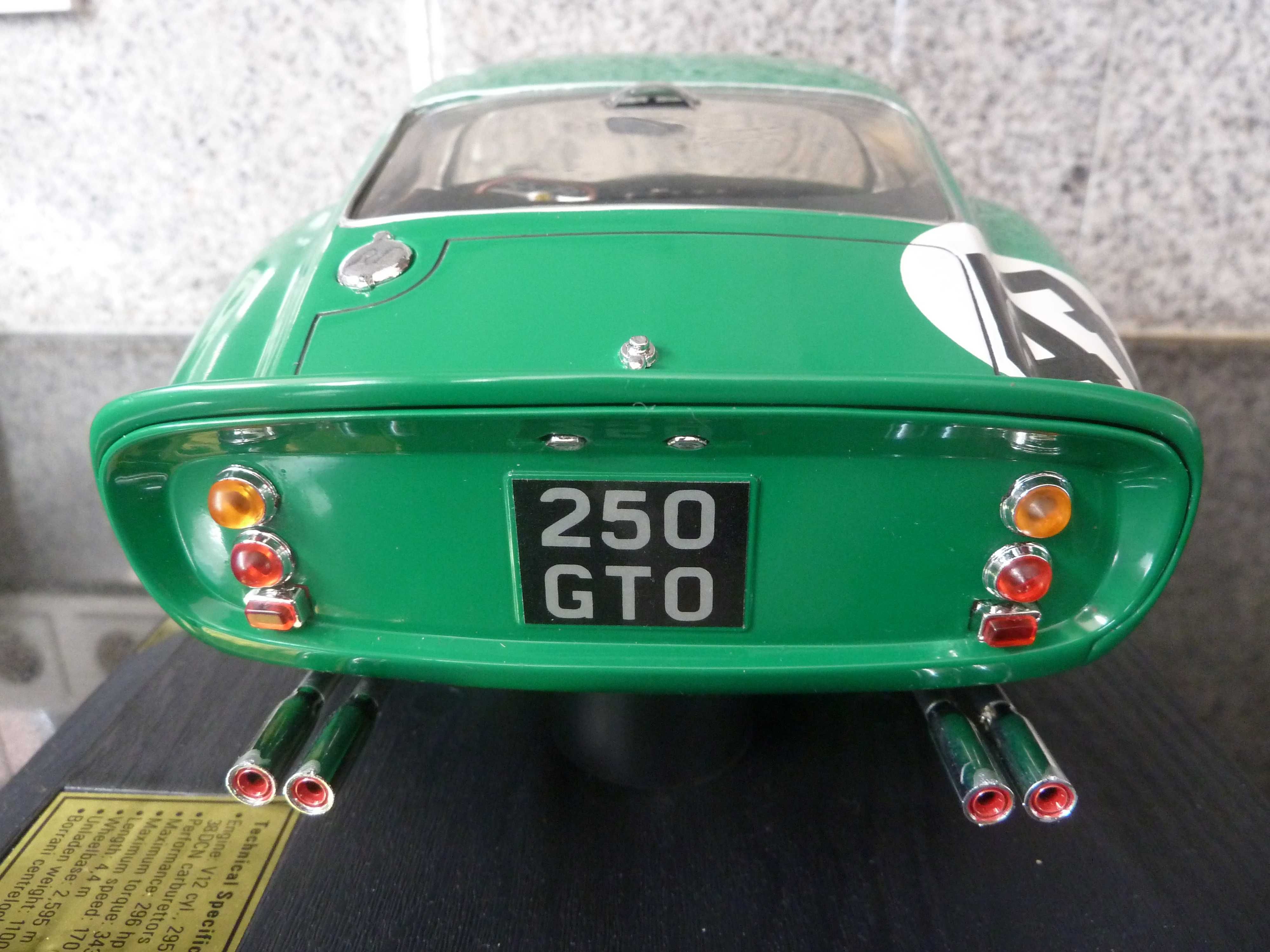 1:12 Revell, Ferrari 250 GTO, 1962, AutoArt, Minichamps