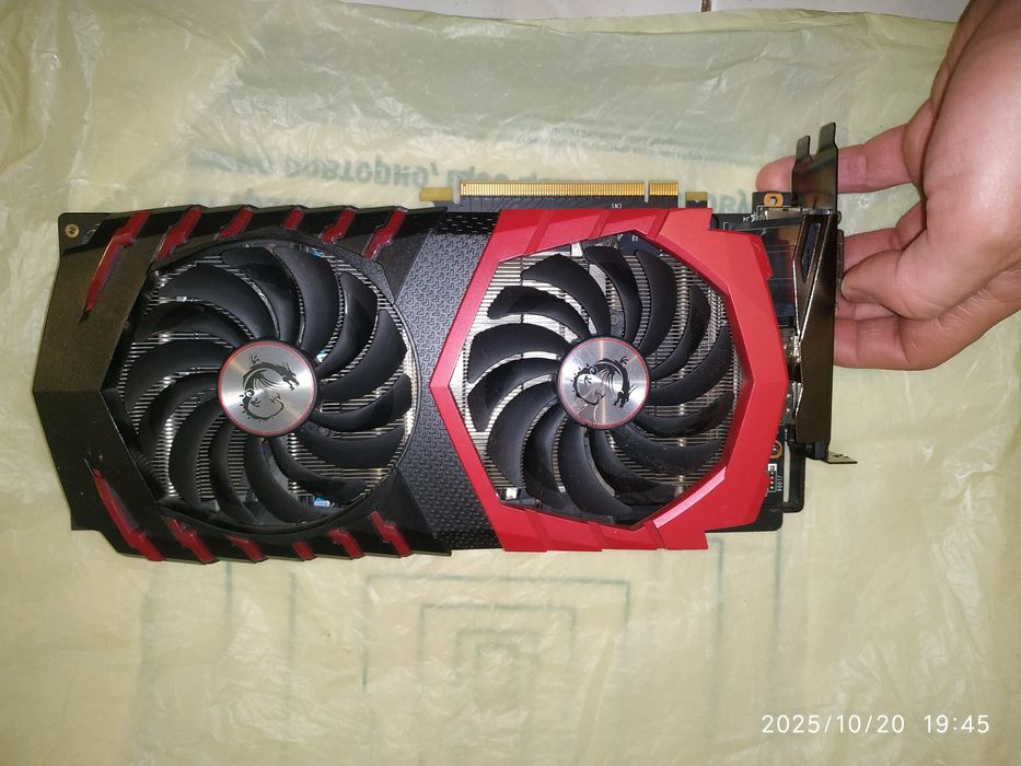 Відеокарта MSI GAMING X GTX 1060 3GB.