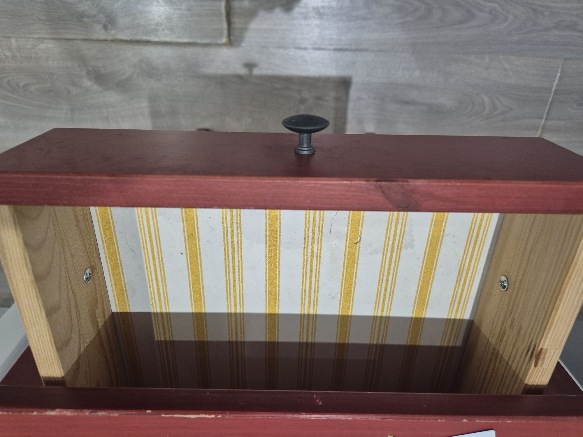 Mesa de cabeceira Hemnes Ikea