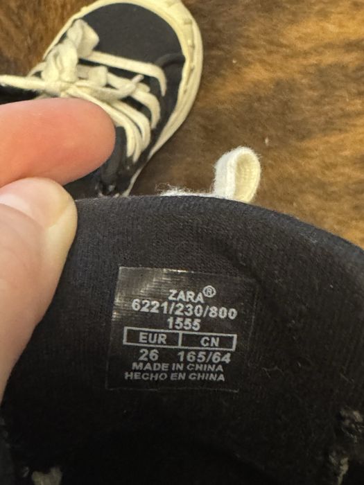 Дитячі черевички ZARA