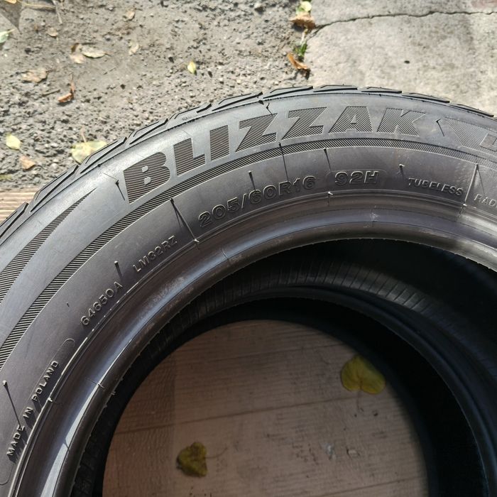 Пара шин bridgestone blizzak 205 60 16