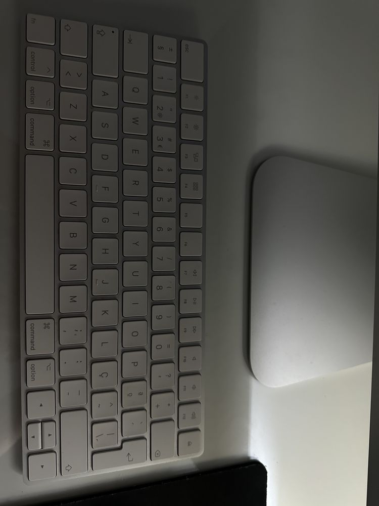 Imac Apple com Caixa Original Imac Retina 4k 21.5 polegadas 2019