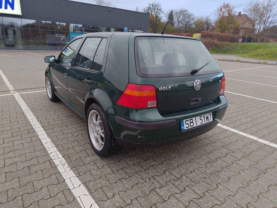 Volkswagen Golf IV 1.6 SR Comfortline- 1 właściciew kraju l od 2013r.