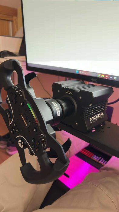 Moza R12 + Volante Es-Xbox + Volante Formula