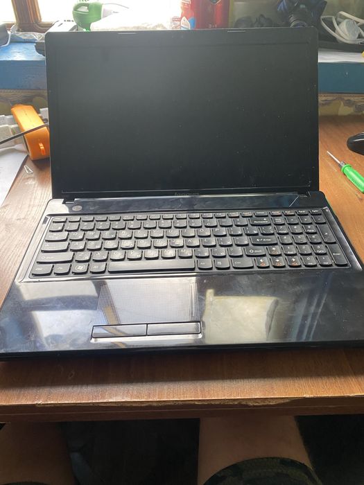 Ноутбук lenovo g585 на запчастини