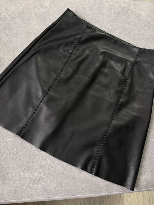 Спідниця з еко шкіри