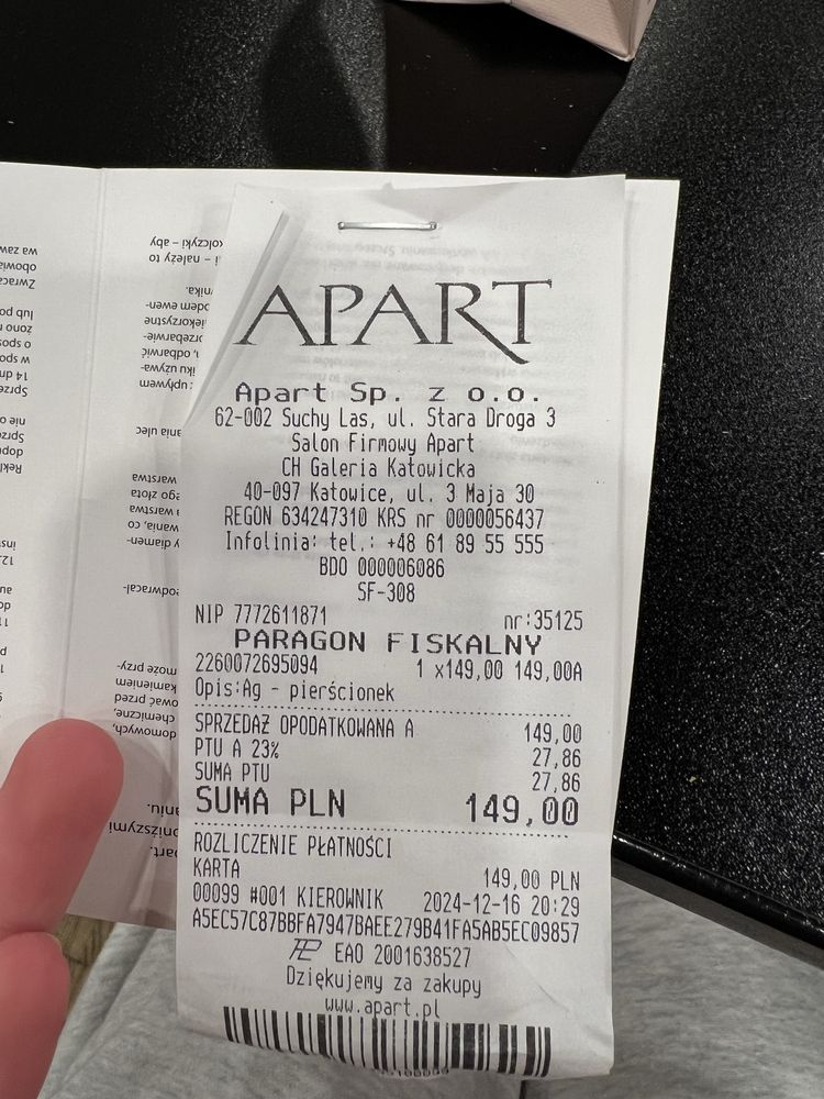 pierścionek z apartu