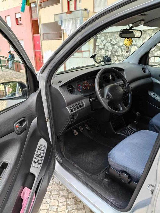 Dayatsu yrv 1.0i