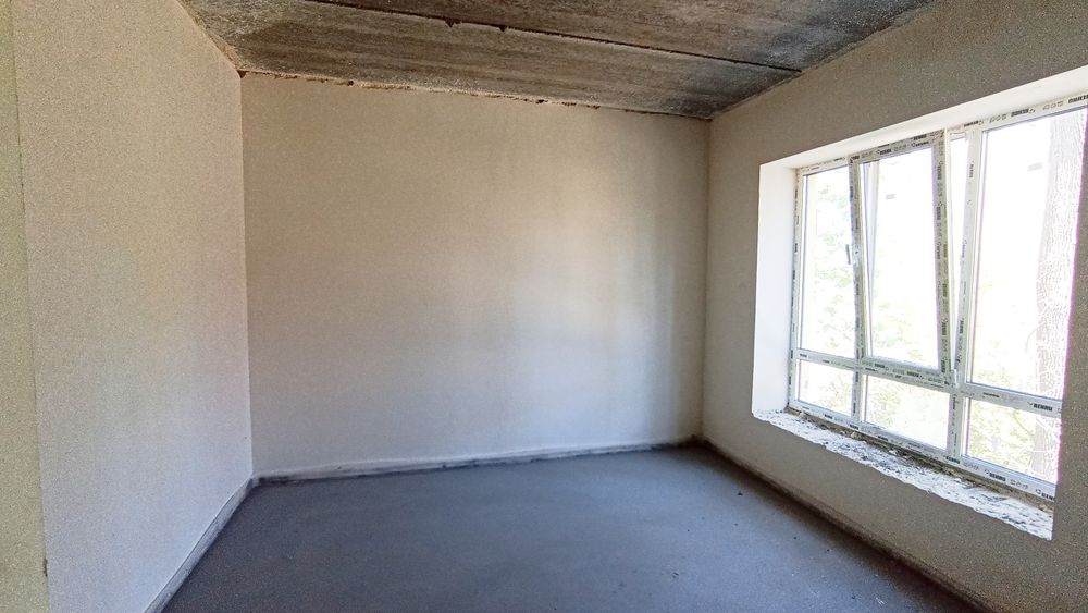 Квартира з ГАЗОМ та БАЛКОНОМ! Чистова штукатурка та стяжка підлоги!