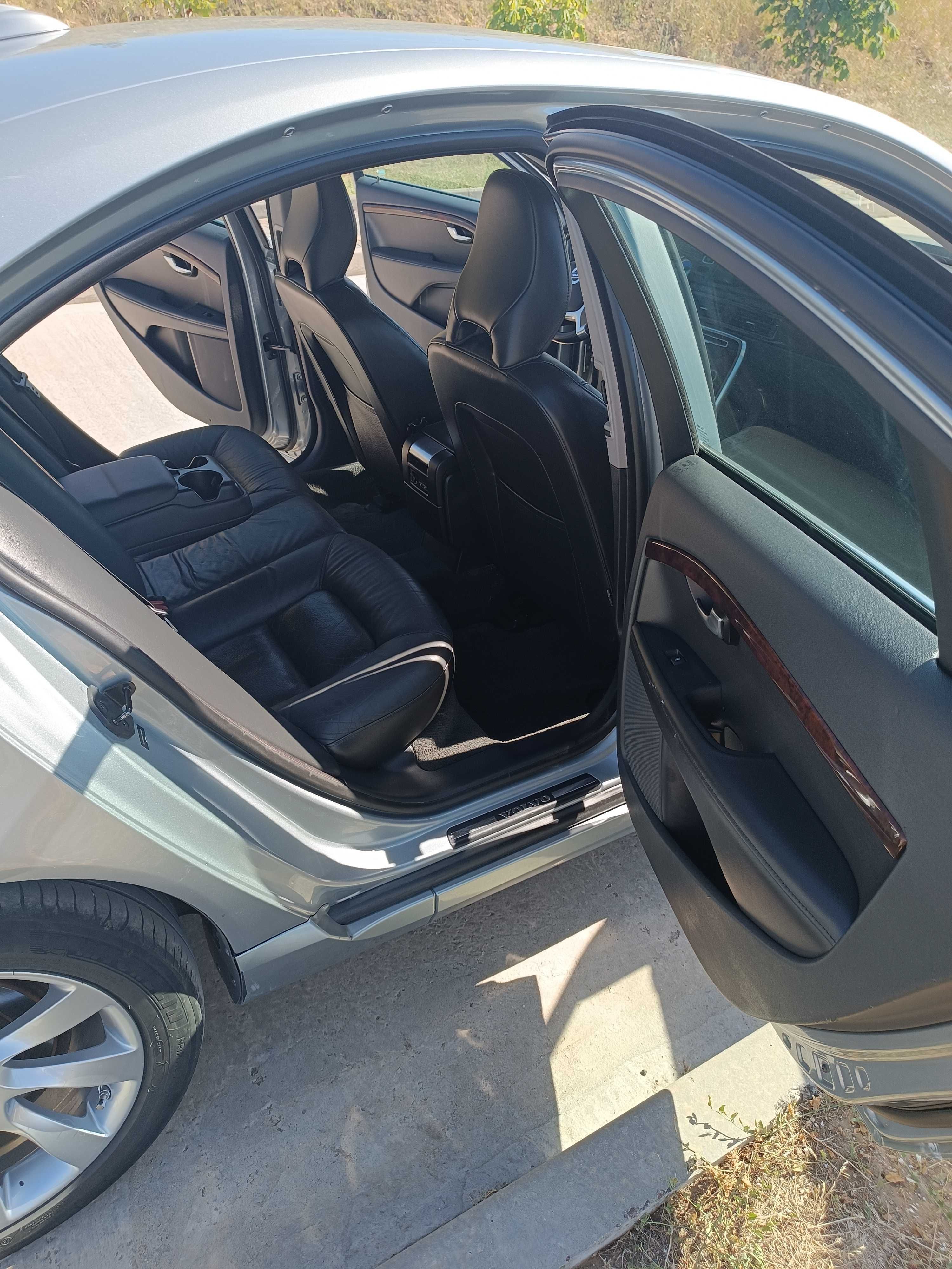 Volvo S80 2011р. II покоління (2nd FL) • 3.0 АТ (304 к.с.) AWD