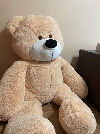 Ведмідь великий (іграшка)