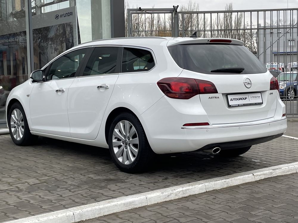 Opel Astra 2012 FL