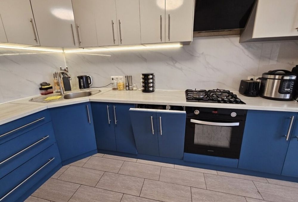 (3) Продам 3-кімнатну квартиру у новобудові на Тяжилові 4698