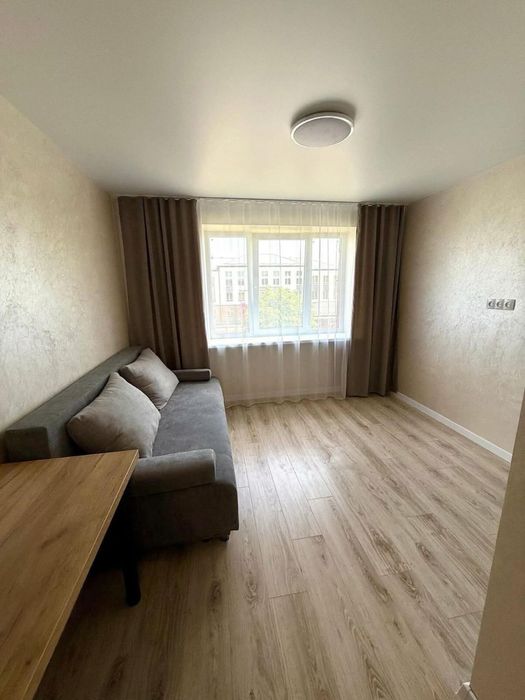 Продаж 1-кім.квартири з сучасним ремонтом !