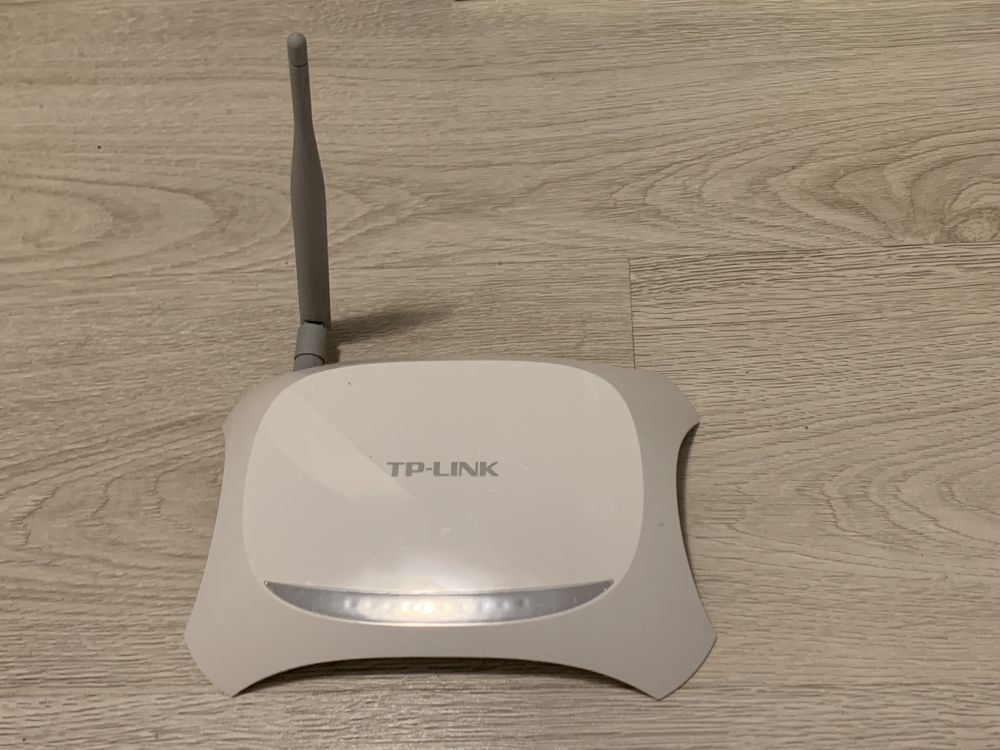 Router TP-LINK model TL-MR3220