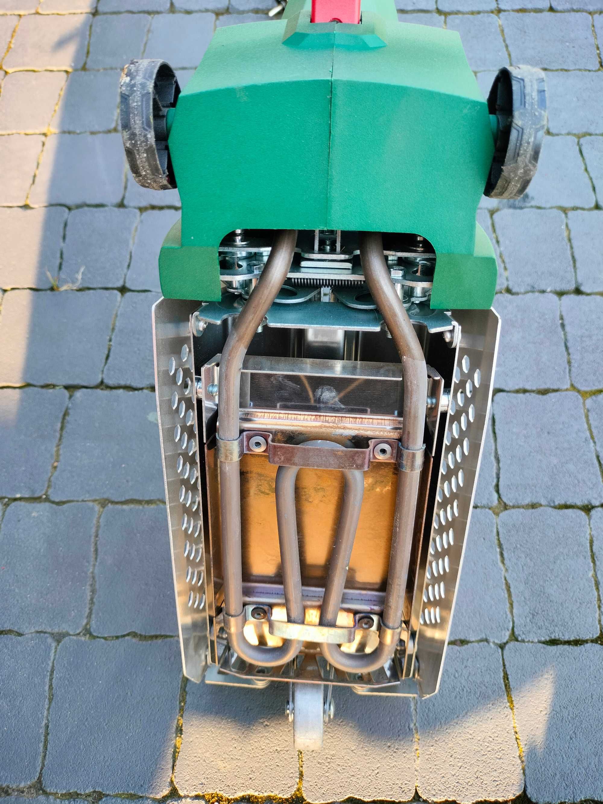 Elektryczne urządzenie do wypalania chwastów. Parkside.